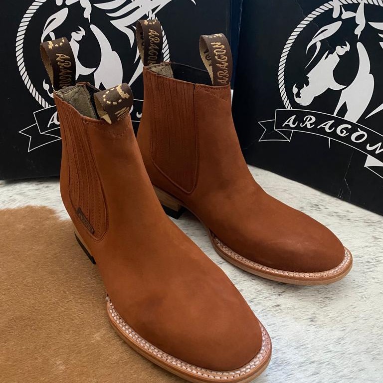 Nobuck Craftsmanship Aragon / Heritage Boots / Suede Leather Elegance